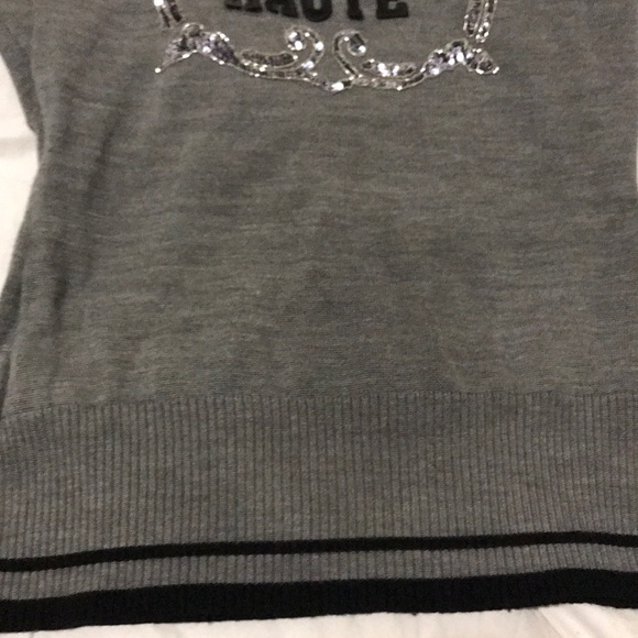 Sweater - Picture 3 of 4